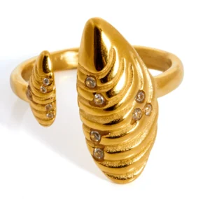anillo-mykonos-mejillon-dorado-y-blanco-alexah-detalle