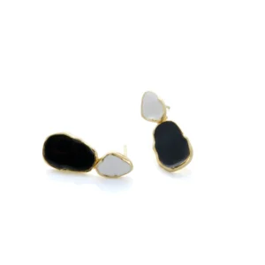 pendiente-lagrima-esmaltados-negro-detalle