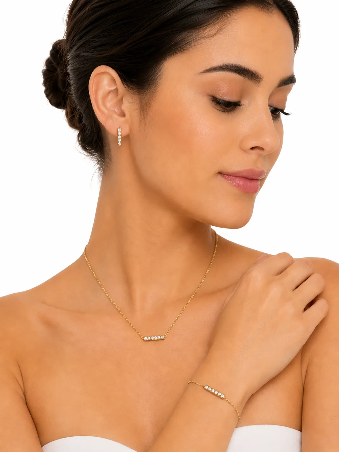 set-cristal-colgante-pulsera-y-pendiente-dorado-alexah-modelo