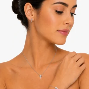 set-cruz-cristal-colgante-pulsera-y-pendiente-plateado-alexah-modelo