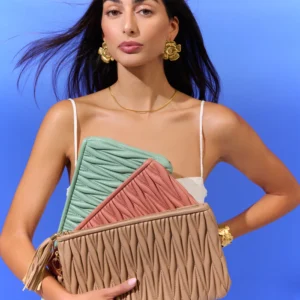 cartera-de-mano-santorini-caldero-alexah-modelo