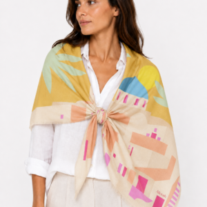 panuelo-estampado-islas-amarillo-alexah-modelo