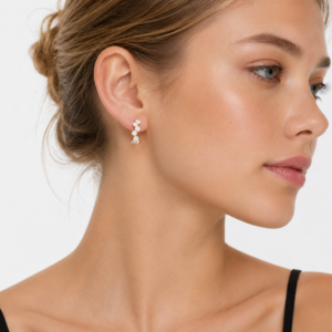 pendientes-camino-esmaltados-nacar-alexah-modelo
