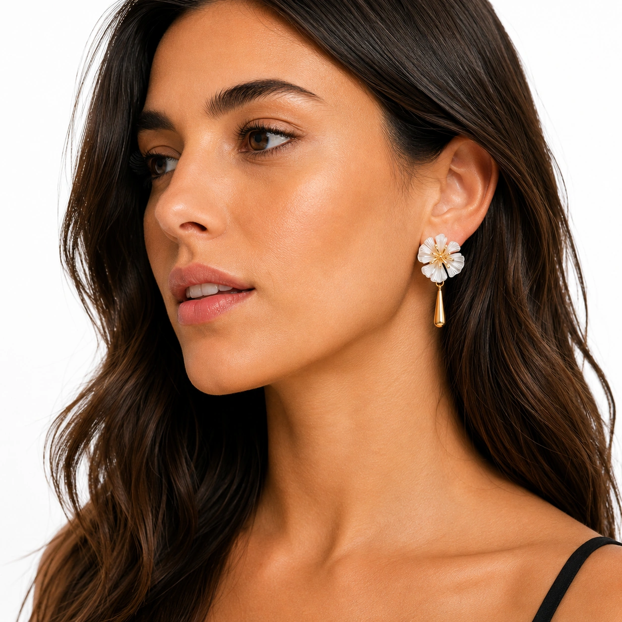 pendientes-flor-corfu-alexah-modelo