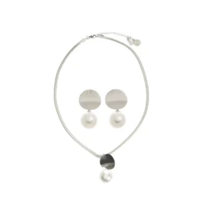 set-segla-de-pendientes-y-collar-plateado-con-perlas