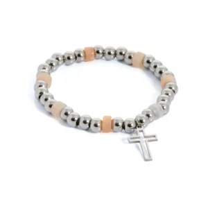 pulsera-bolitas-plateada-y-beige-con-cruz-en-acero-alexah