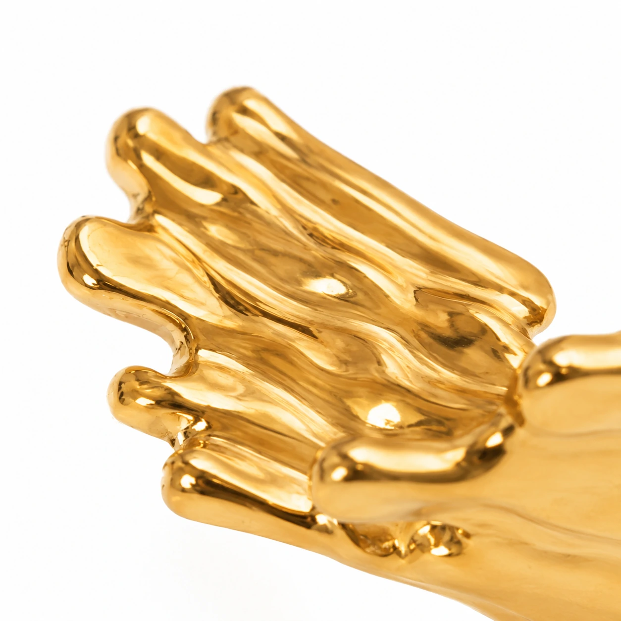anillo-colm-en-acero-dorado-alexah-detalle