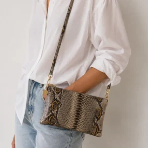 bolso-mujer-serpente-beige-alexah-modelo