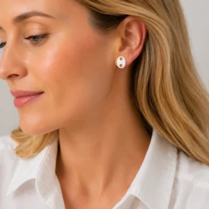pendientes-oslo-blanco-de-acero-esmaltado-alexah-modelo